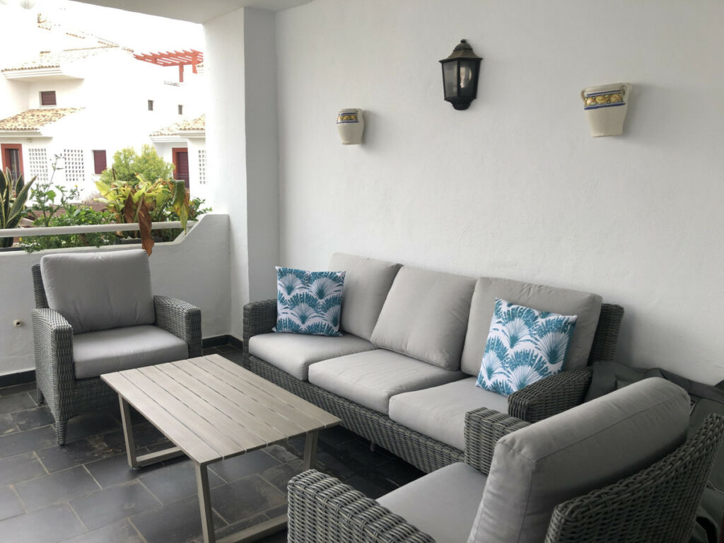 Middle Floor Apartment San Pedro de Alcántara Málaga - image 6