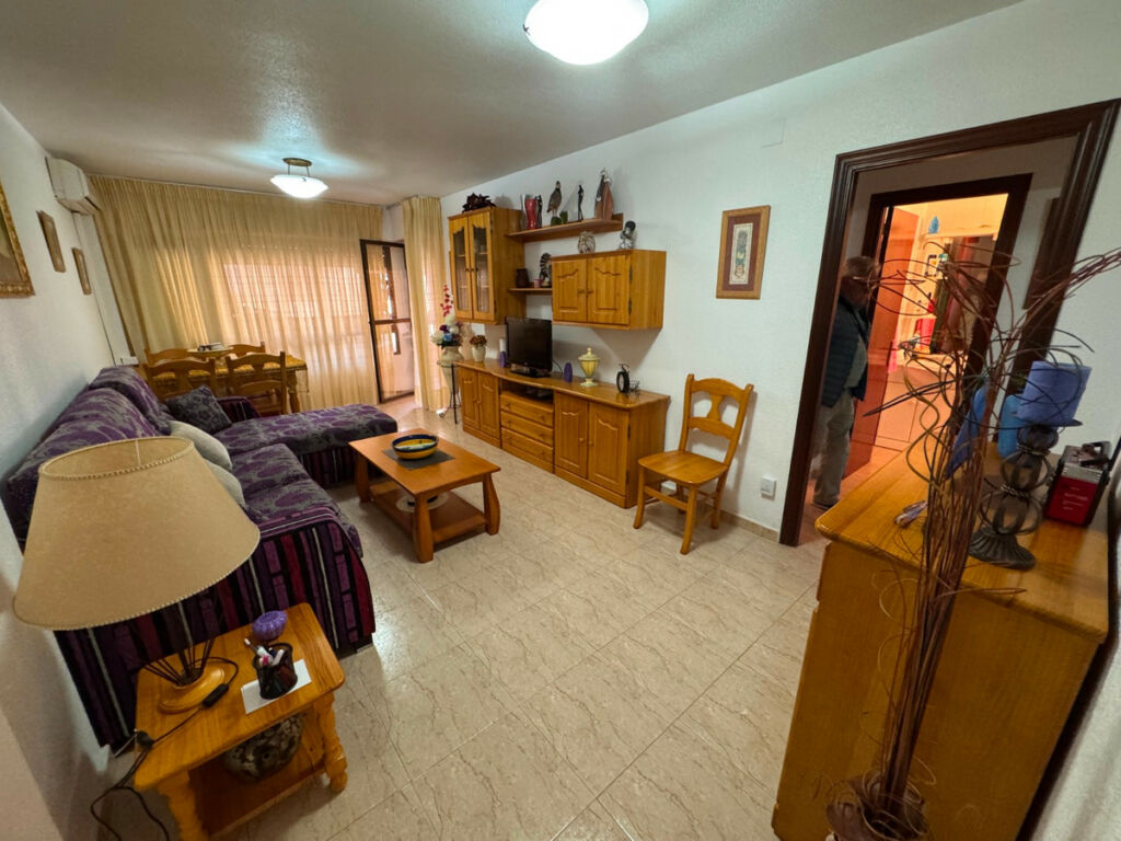 Middle Floor Apartment Guardamar del Segura Alicante - image 6