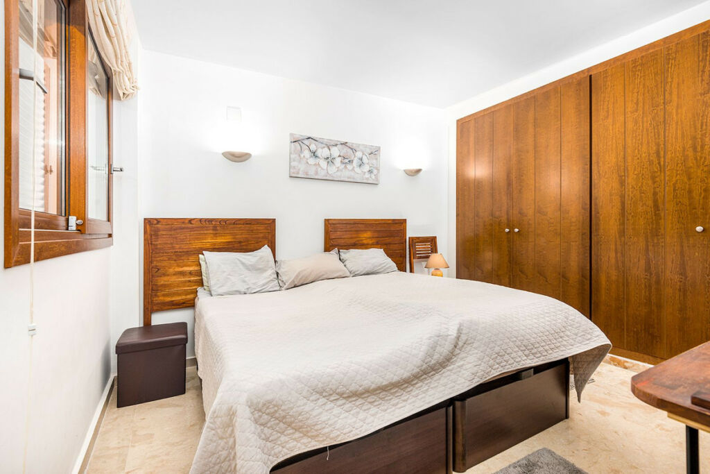 Middle Floor Apartment Punta Prima Alicante - image 6