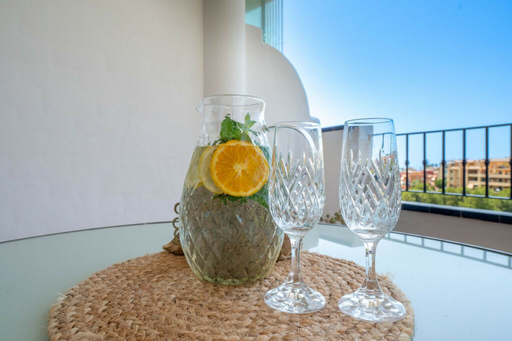 Middle Floor Apartment Riviera del Sol Málaga - image 6
