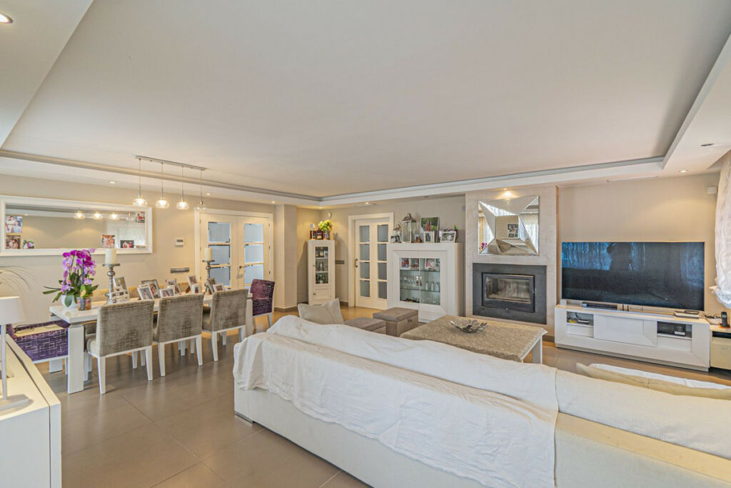 Detached Villa San Pedro de Alcántara Málaga - image 6