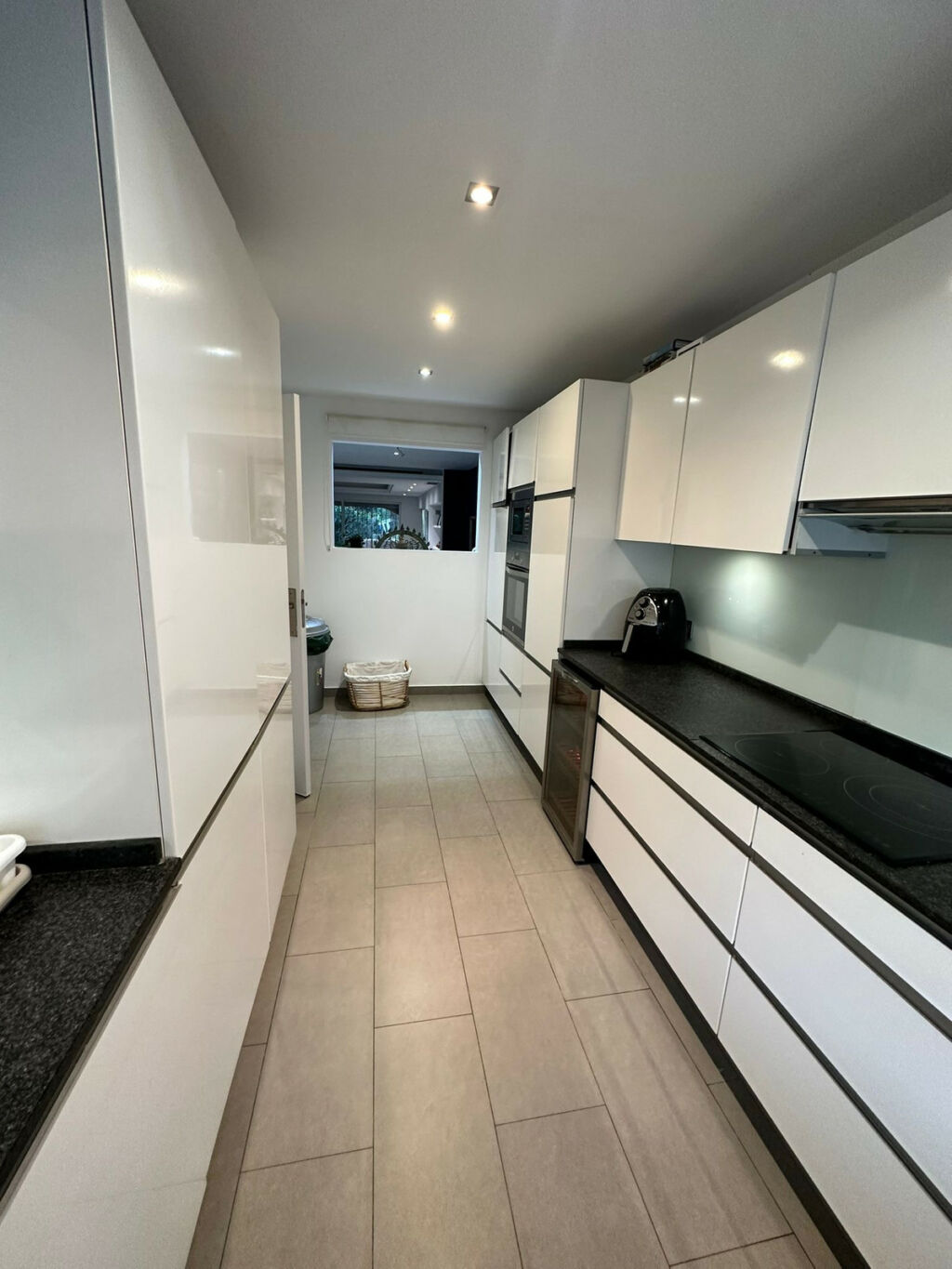 Townhouse Aloha Málaga - image 6