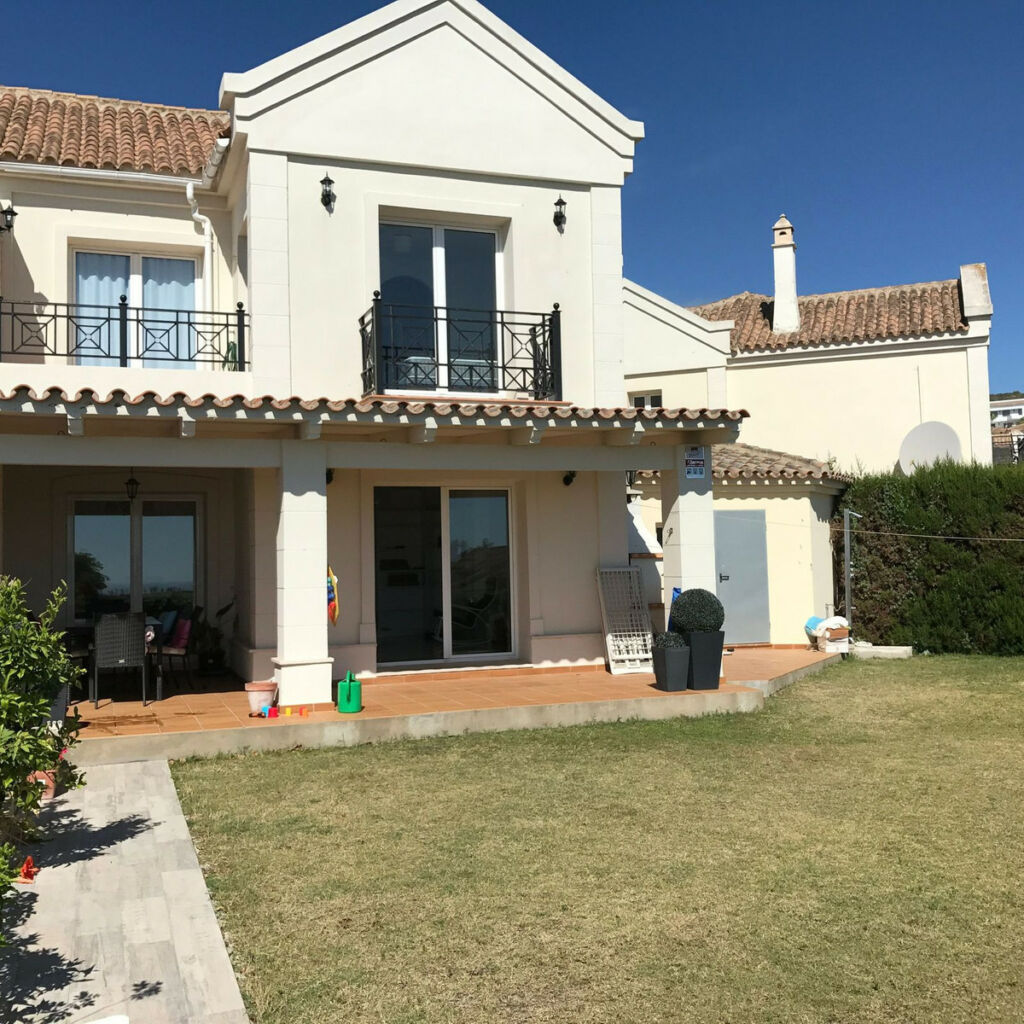 Townhouse La Alcaidesa Cádiz - image 6