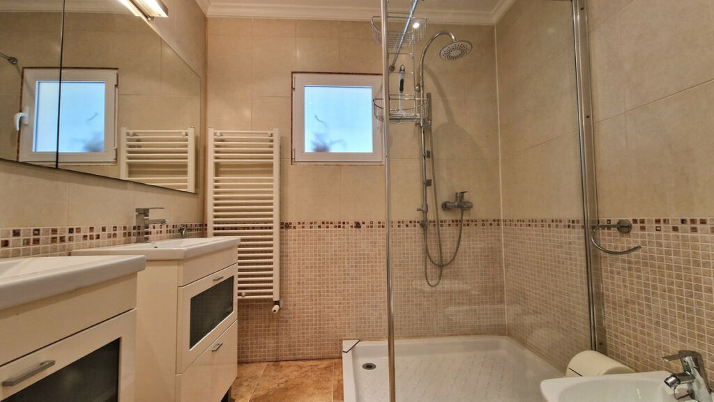 Detached Villa Adsubia Alicante - image 6