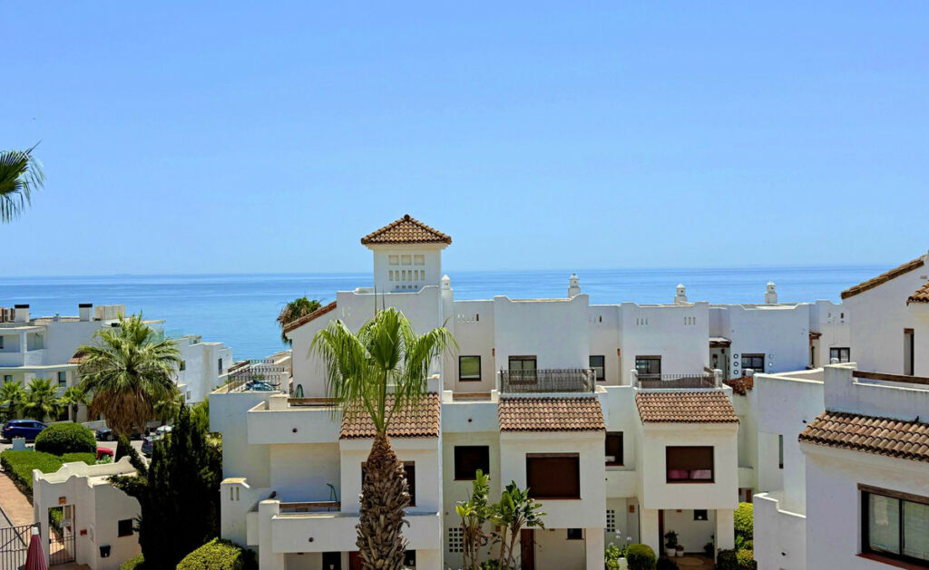 Penthouse La Alcaidesa Cádiz - image 6