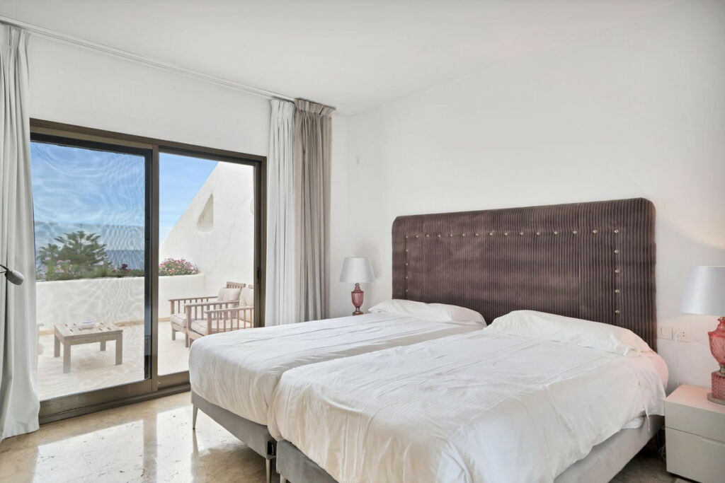 Penthouse The Golden Mile Málaga - image 6