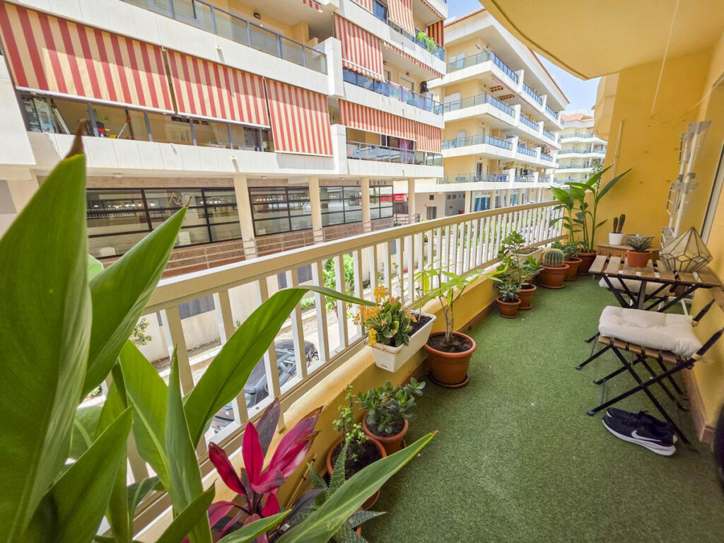 Middle Floor Apartment San Luis de Sabinillas Málaga - image 6