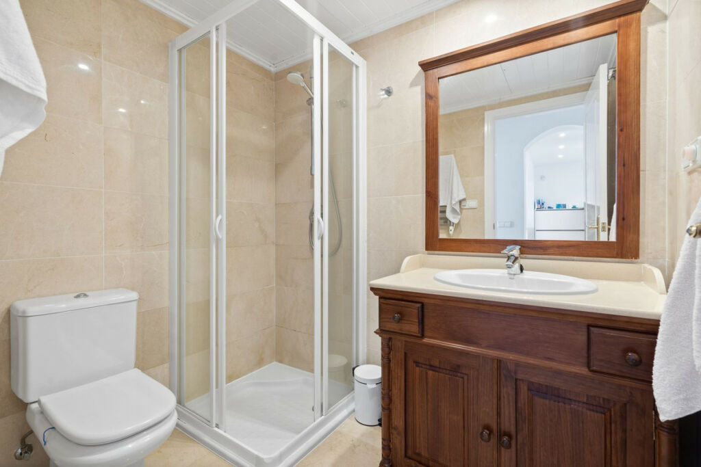 Penthouse Los Arqueros Málaga - image 6