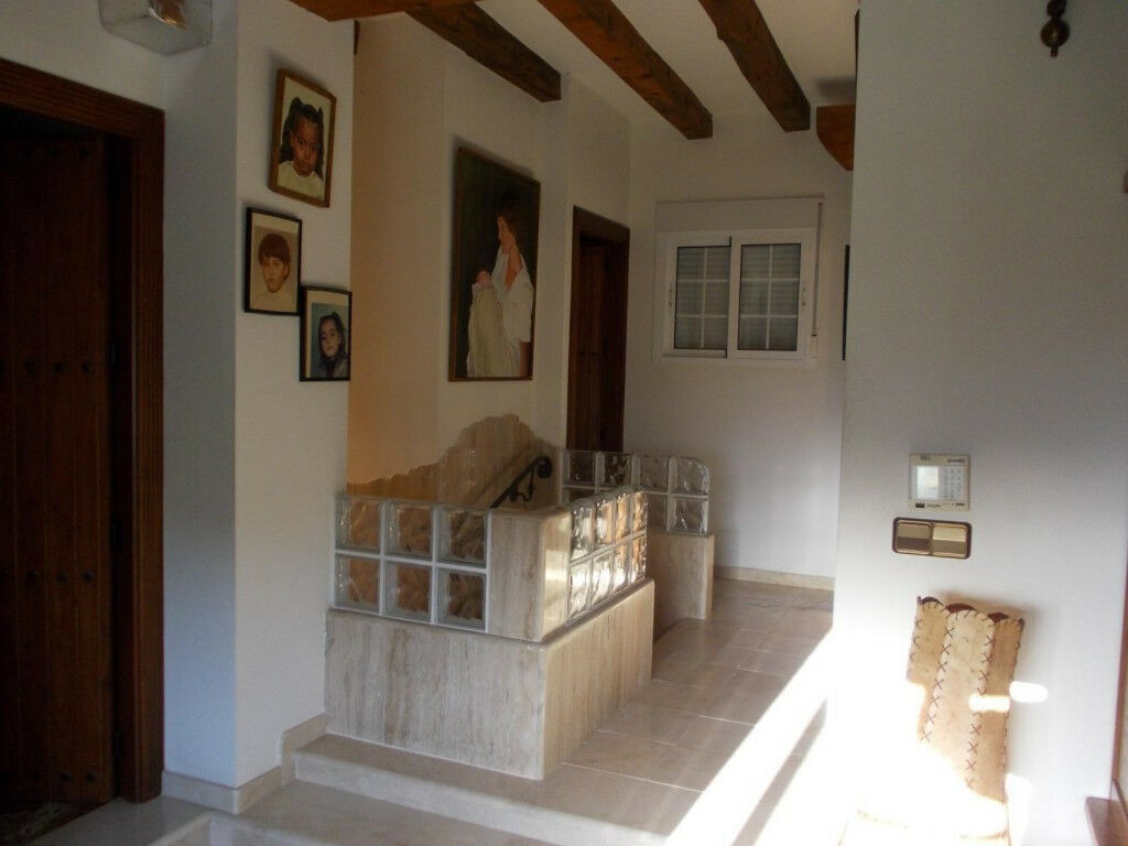 Detached Villa Orihuela Alicante - image 6