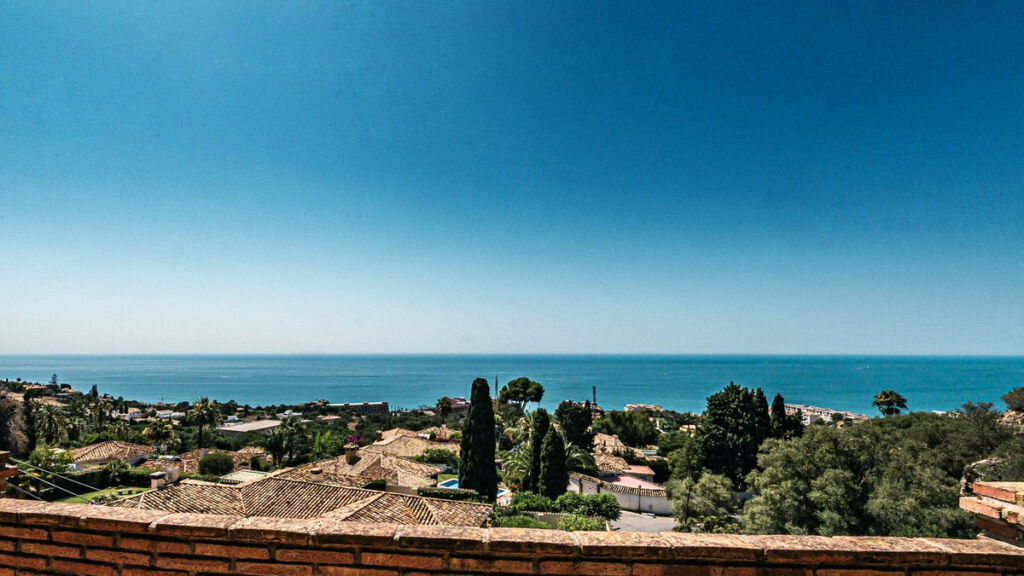 Semi-Detached House La Capellania Málaga - image 6
