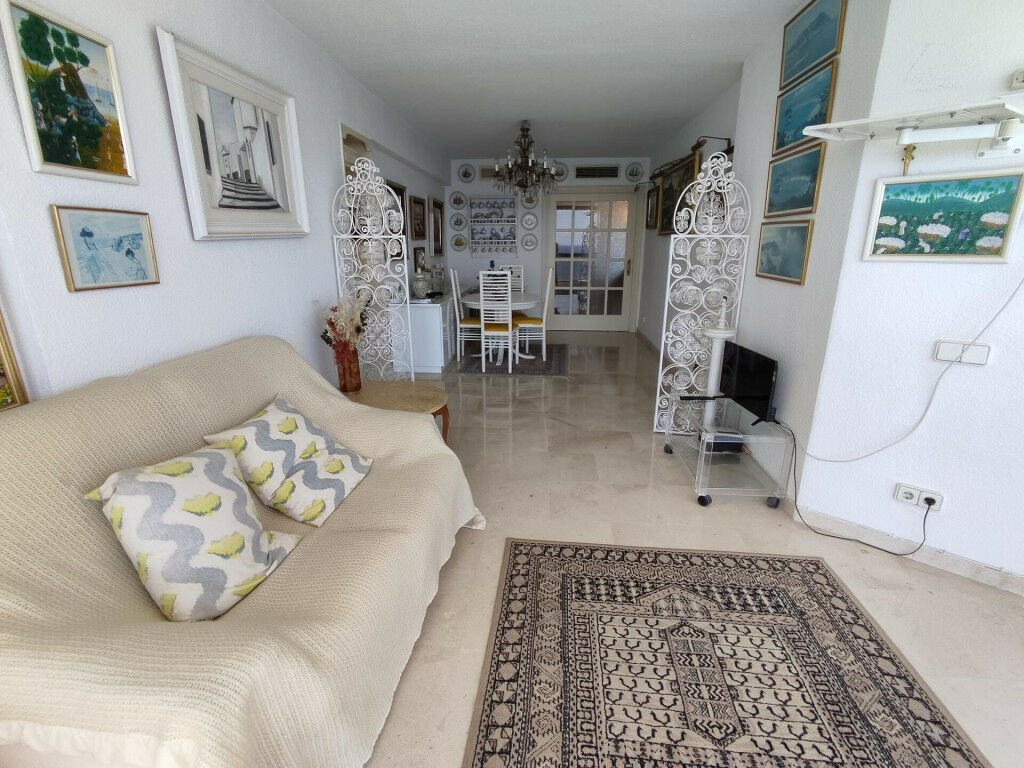 Middle Floor Apartment Benidorm Alicante - image 6