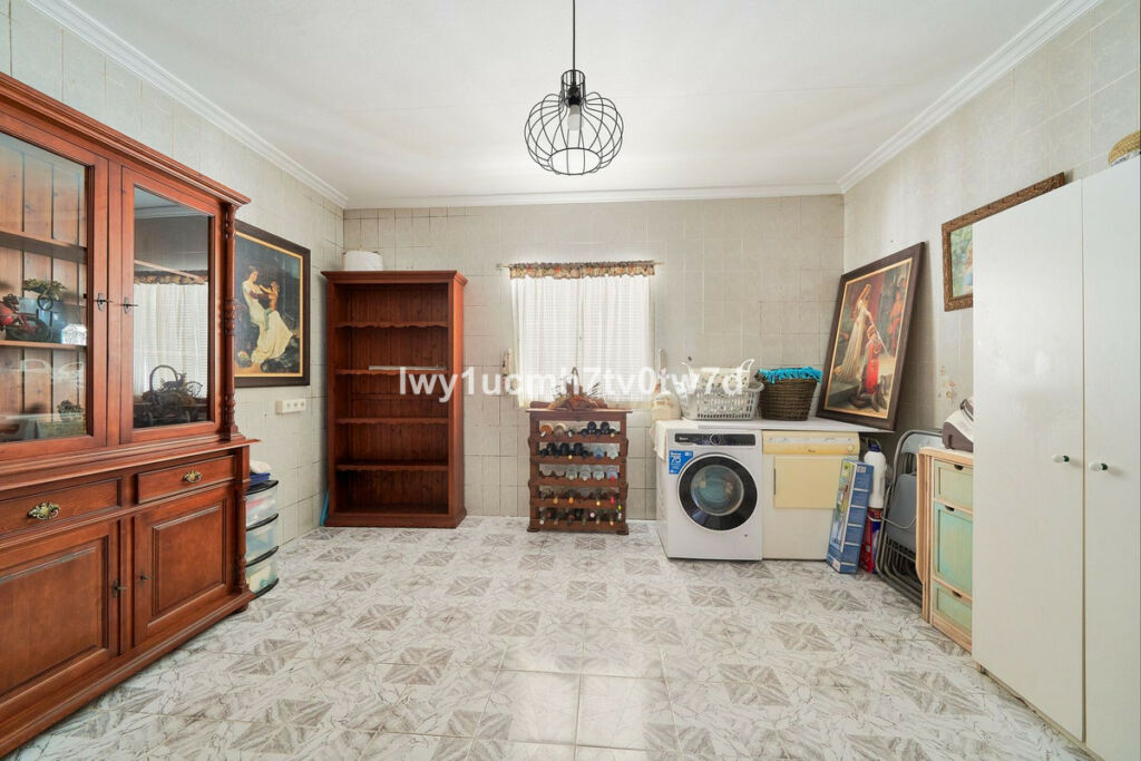 Detached Villa Alhaurín de la Torre Málaga - image 6