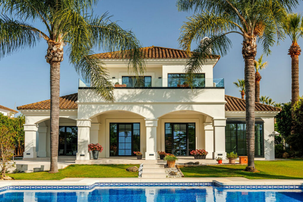 Detached Villa Sotogrande Cádiz - image 41