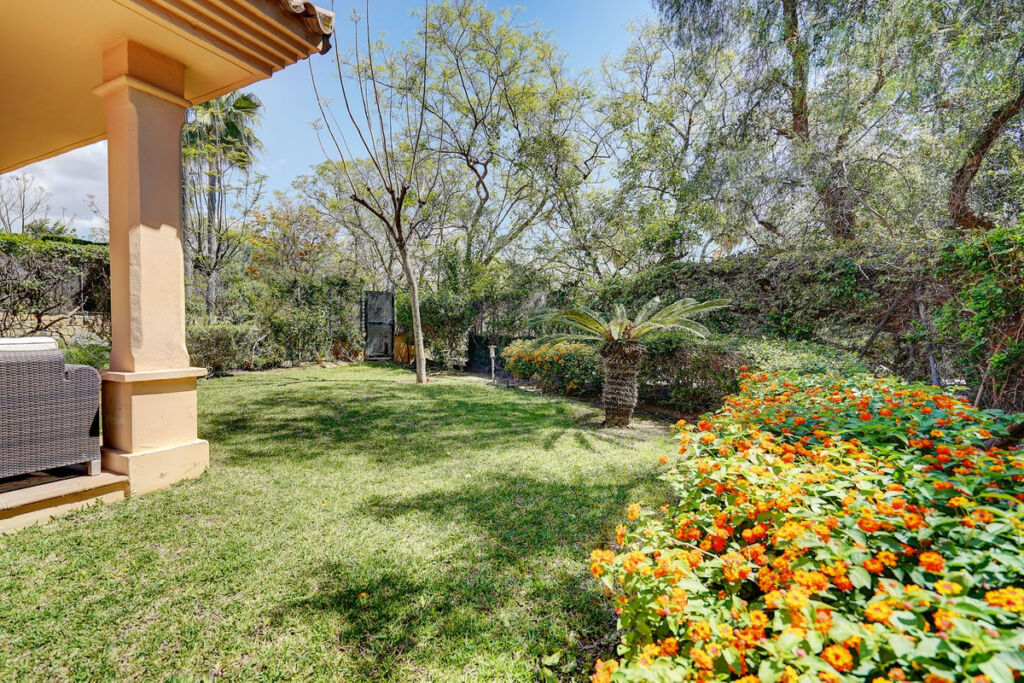 Semi-Detached House Riviera del Sol Málaga - image 6