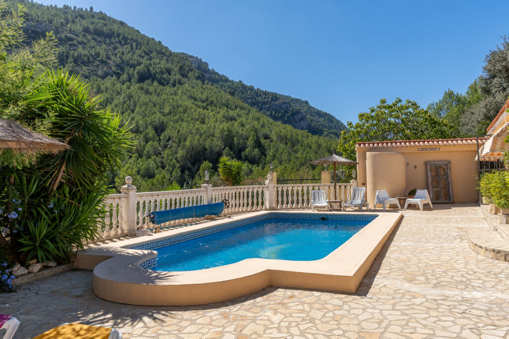 Detached Villa Castell de Castells Alicante - image 6