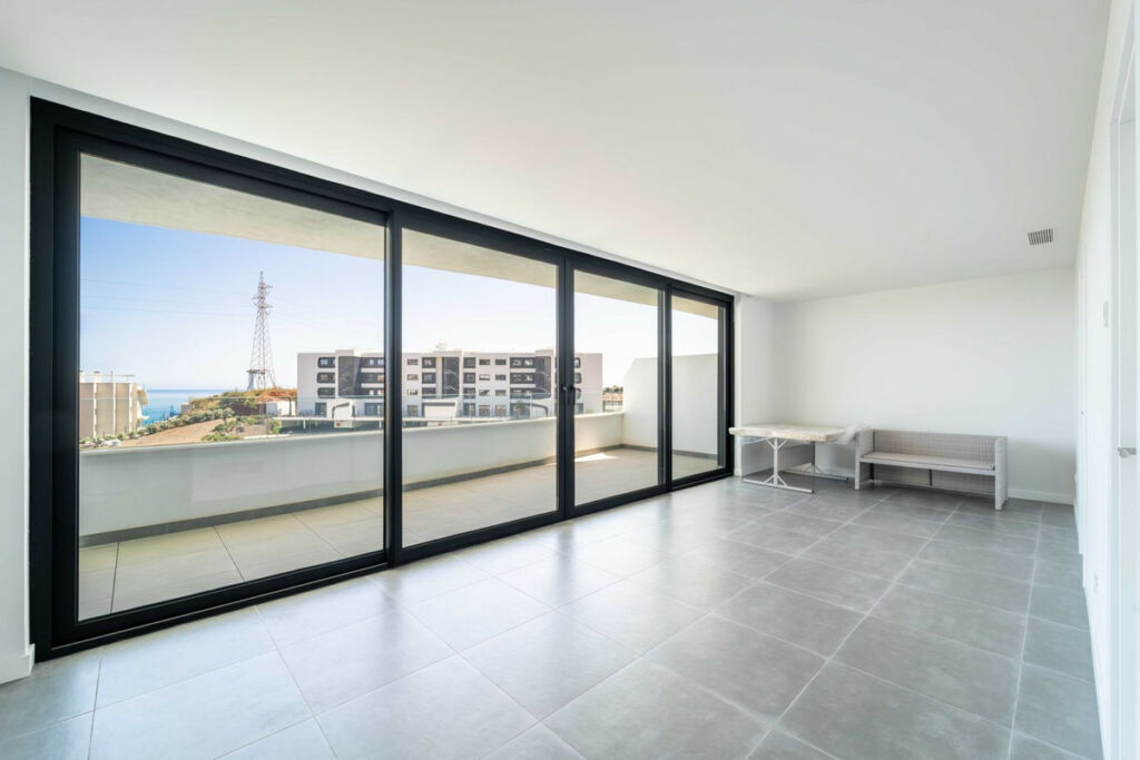 Middle Floor Apartment Fuengirola Málaga - image 6