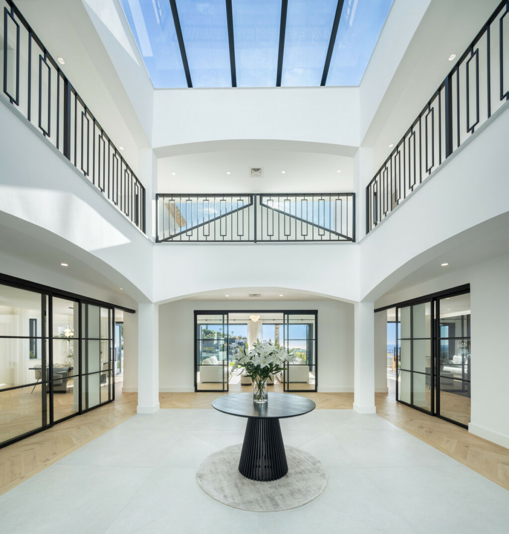 Detached Villa La Quinta Málaga - image 6