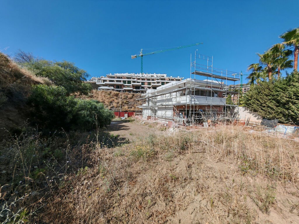 Residential Plot Calanova Golf Málaga - image 9