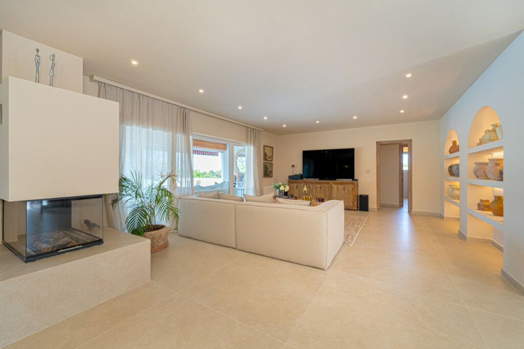 Detached Villa Denia Alicante - image 6