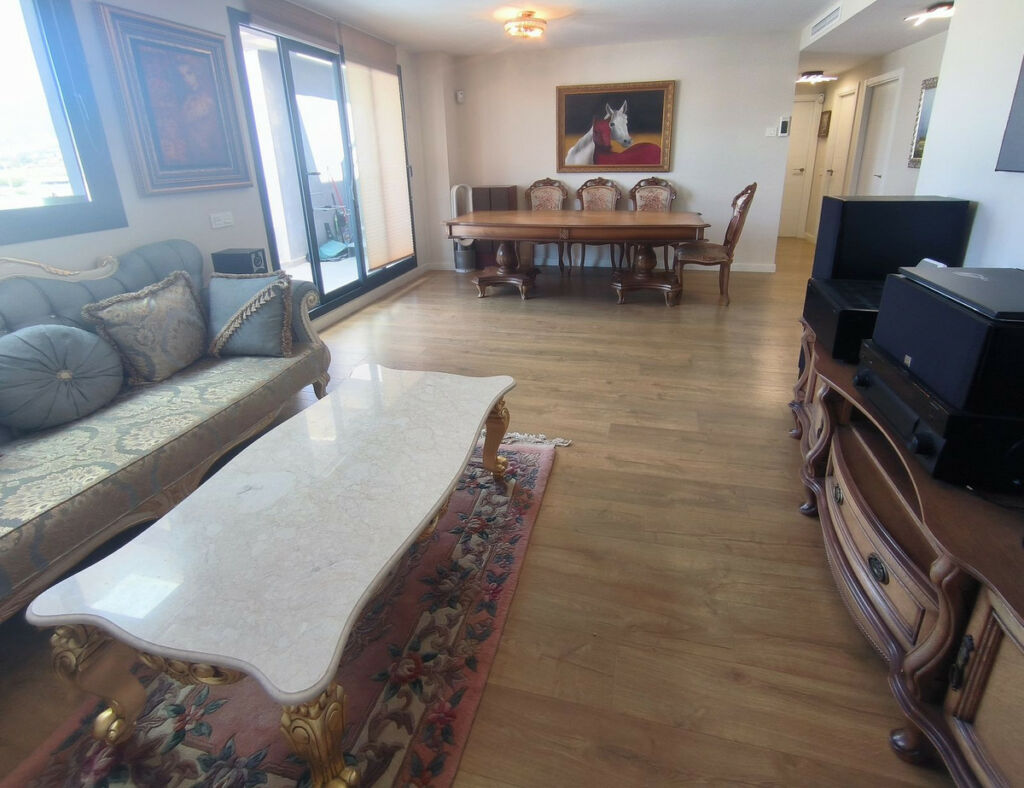 Penthouse Estepona Málaga - image 6