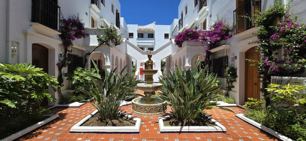 Townhouse Costalita Málaga - image 6