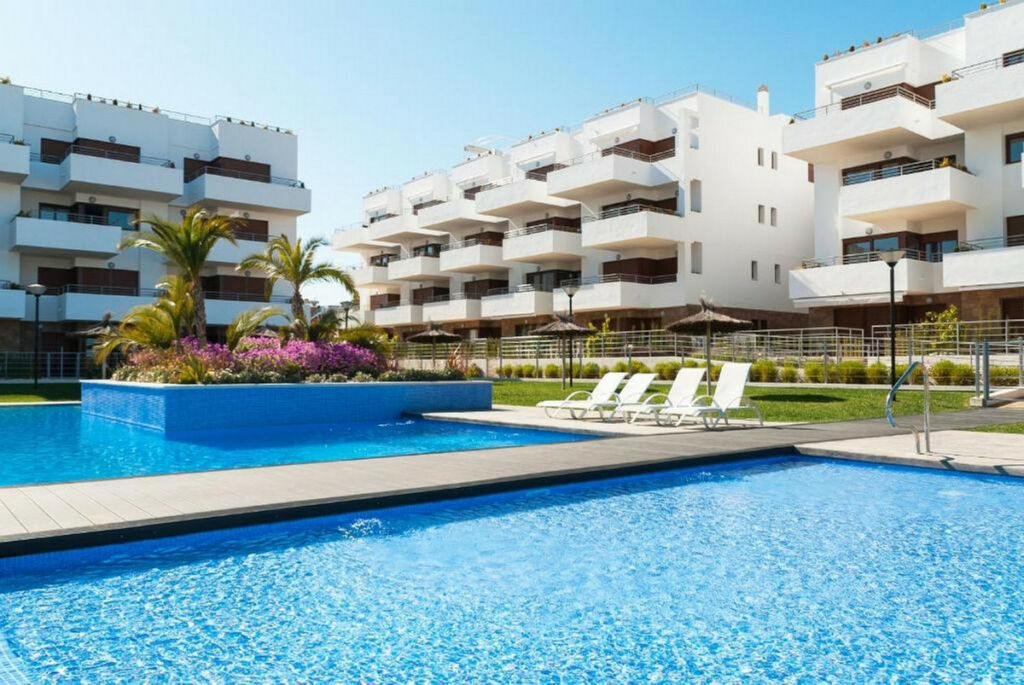 Ground Floor Apartment Lomas de Cabo Roig Alicante