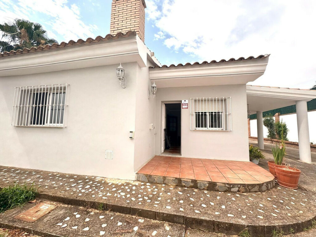 Detached Villa Alhaurín de la Torre Málaga - image 7