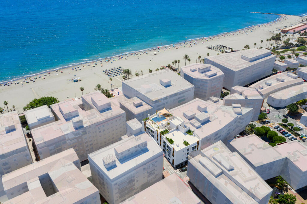 Middle Floor Apartment Estepona Málaga - image 18