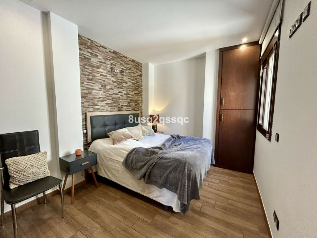 Top Floor Apartment Istán Málaga - image 4