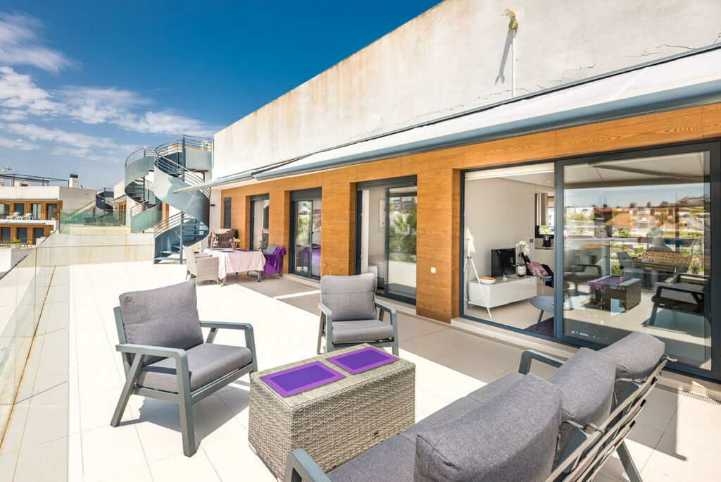 Penthouse Villamartin Alicante - image 6