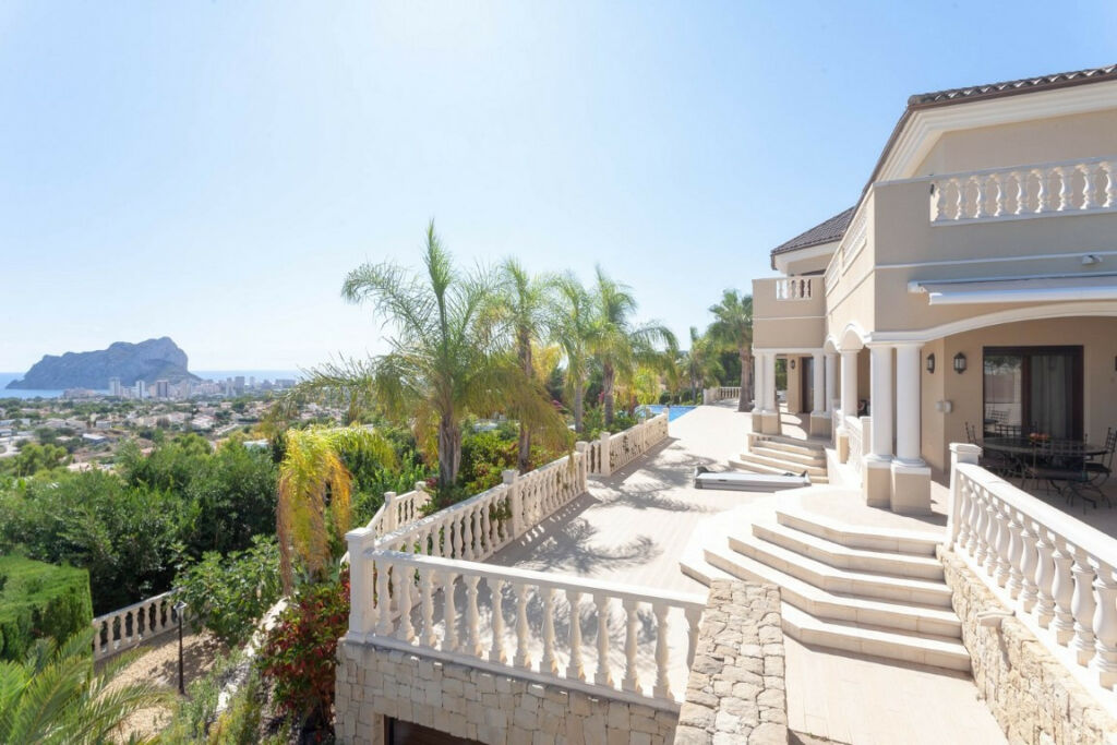 Detached Villa Calpe Alicante - image 6