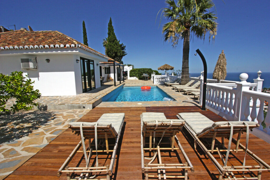 Detached Villa La Capellania Málaga - image 6