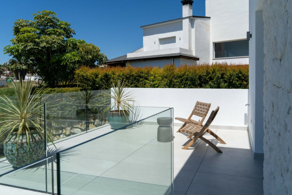 Detached Villa Estepona Málaga - image 58