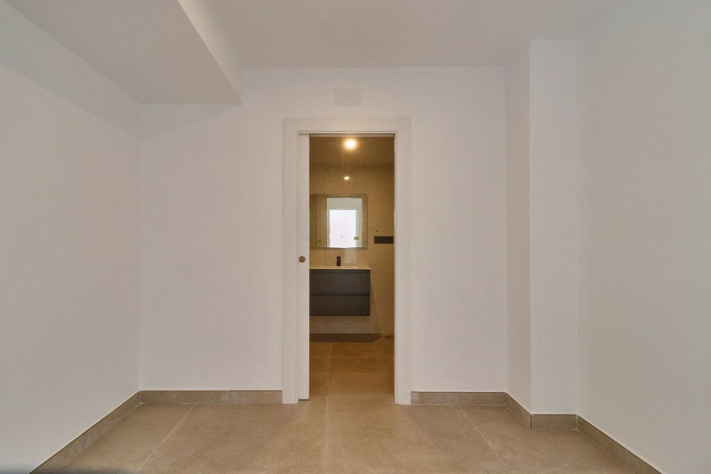 Middle Floor Apartment Fuengirola Málaga - image 62