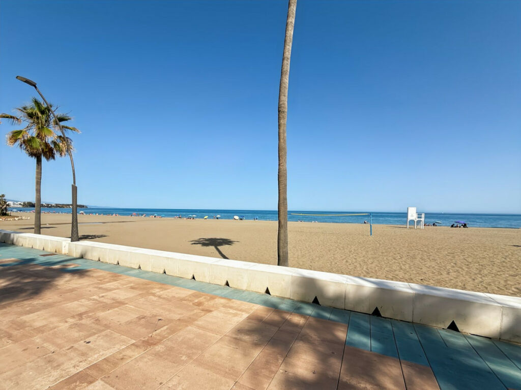 Middle Floor Apartment Estepona Málaga - image 64