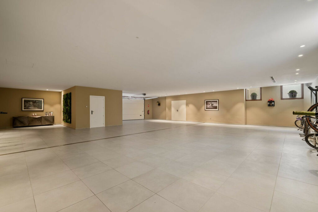 Detached Villa Sierra Blanca Málaga - image 65