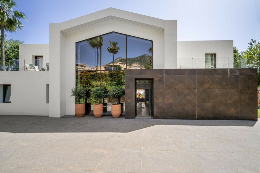 Detached Villa Sierra Blanca Málaga - image 66
