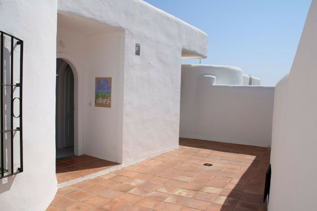 Semi-Detached House Cabopino Málaga - image 7