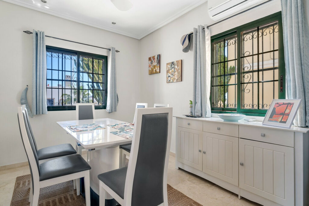 Detached Villa Orihuela Costa Alicante - image 7