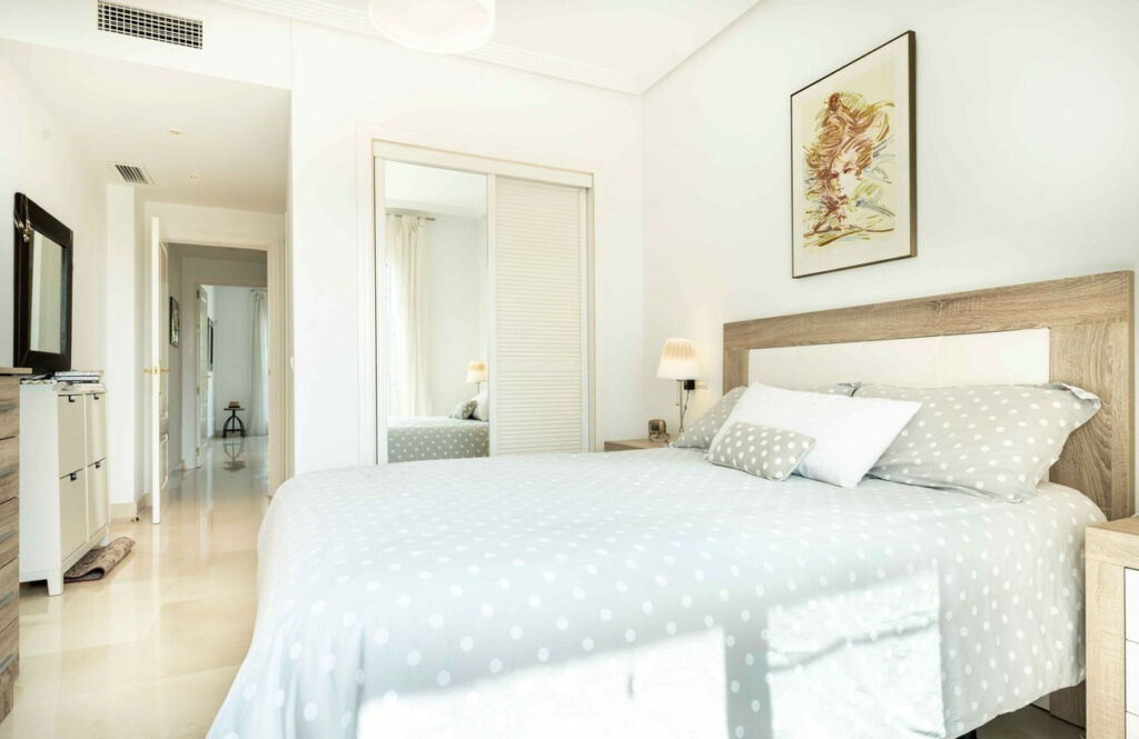 Top Floor Apartment Los Arqueros Málaga - image 7