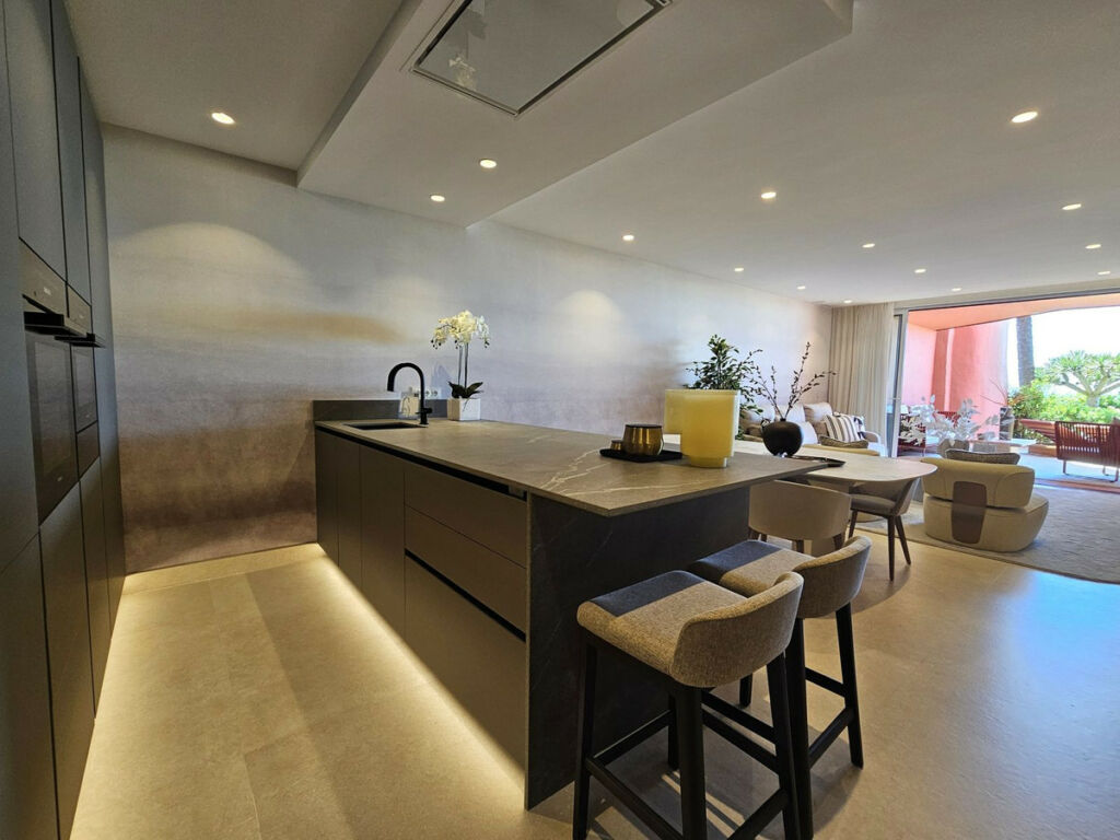 Ground Floor Apartment New Golden Mile Málaga - image 7