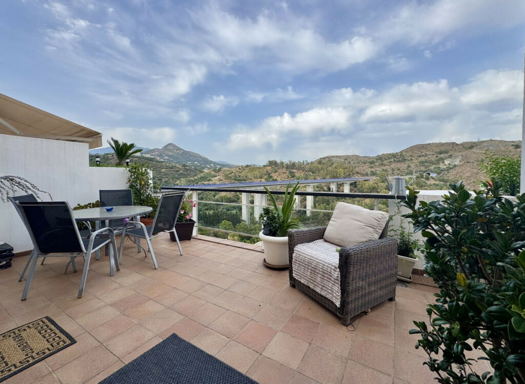 Penthouse Duplex Benahavís Málaga - image 7