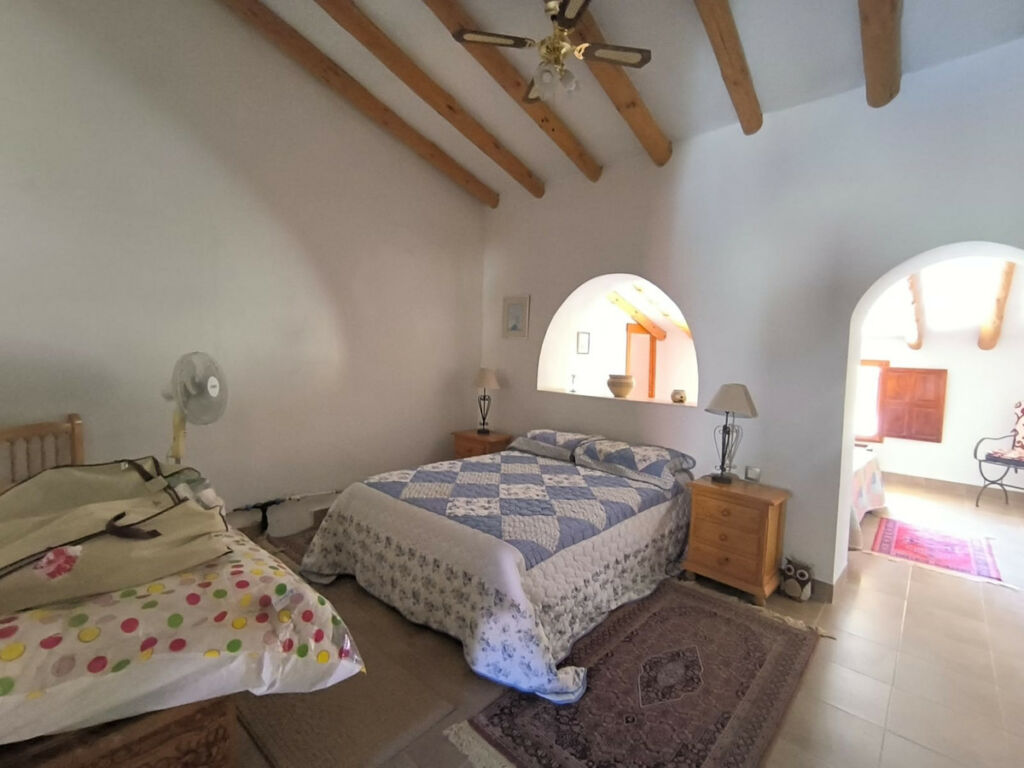Detached Villa Chinorlet Alicante - image 7