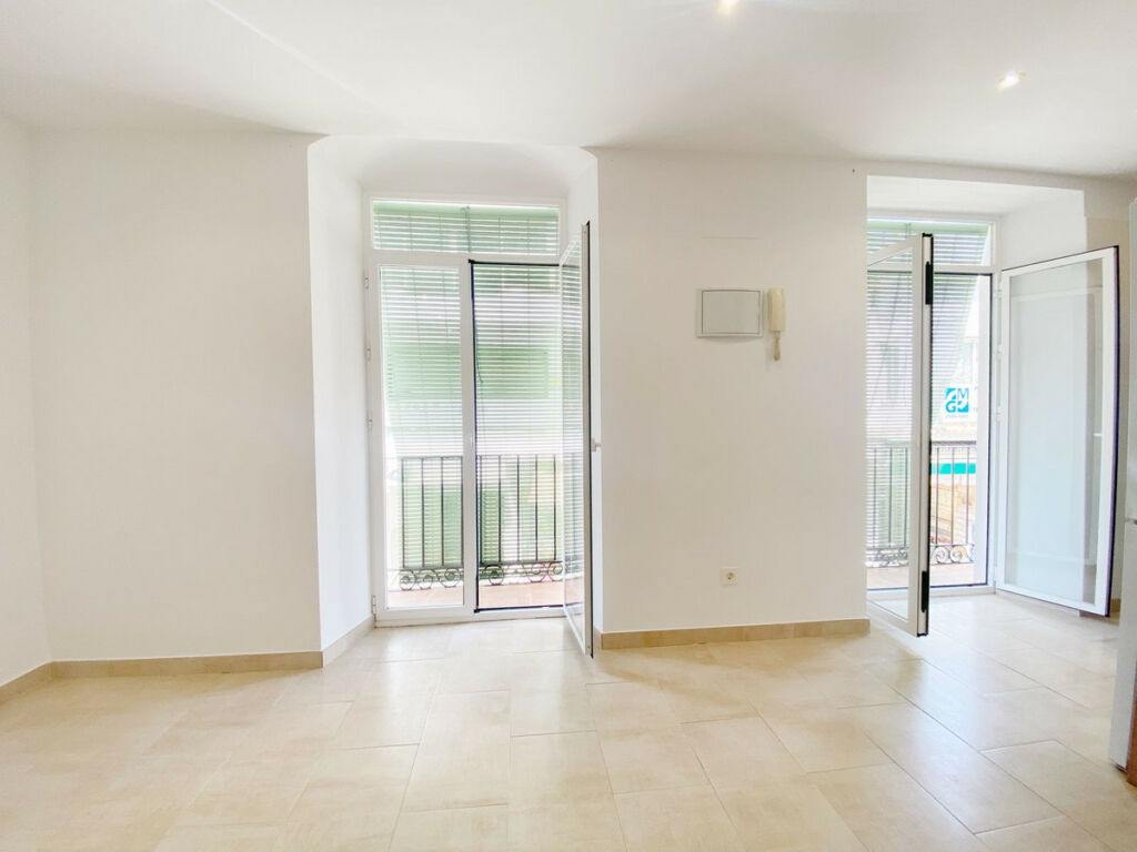 Middle Floor Apartment Marbella Málaga - image 7