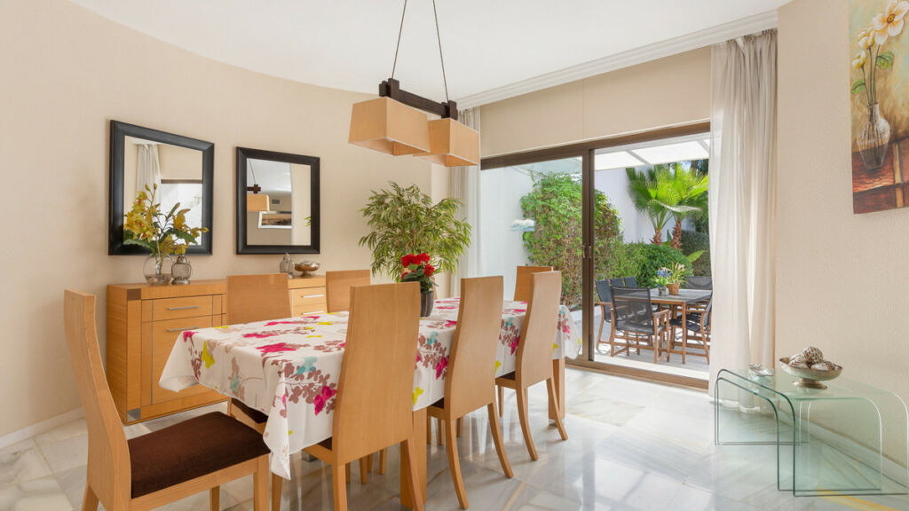 Semi-Detached House Puerto Banús Málaga - image 5