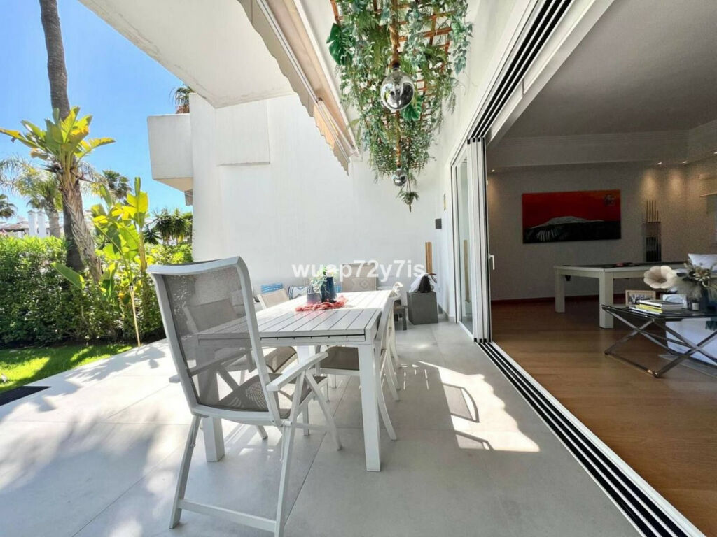 Townhouse Estepona Málaga - image 7
