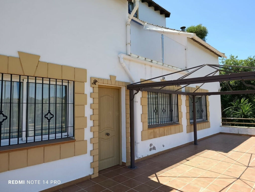 Detached Villa Alhaurín el Grande Málaga - image 8