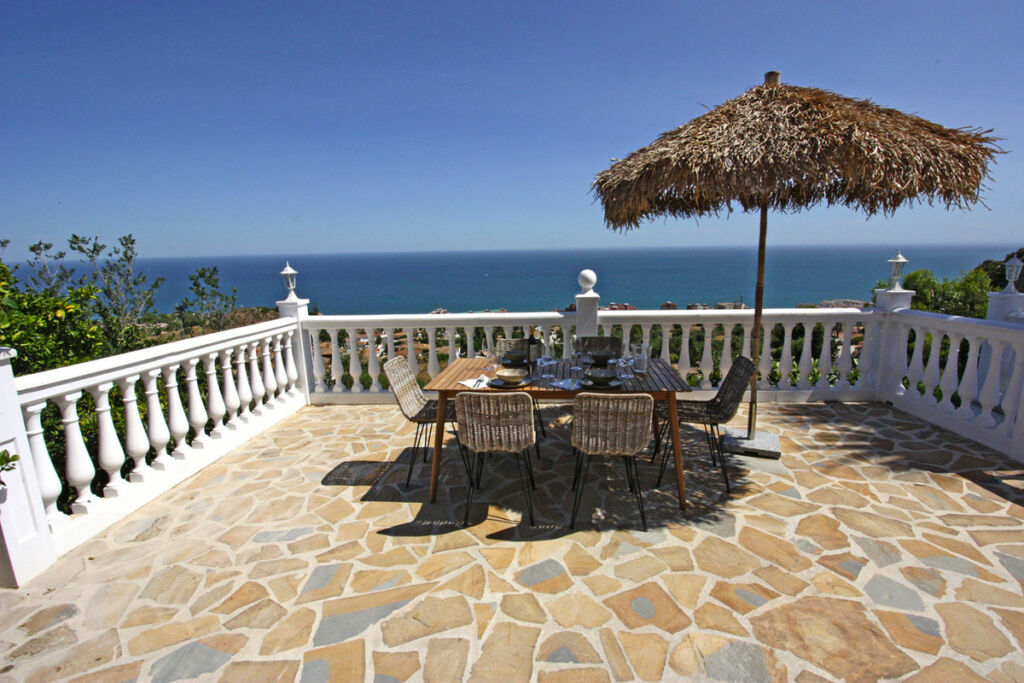 Detached Villa La Capellania Málaga - image 7