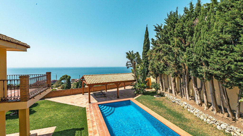 Semi-Detached House La Capellania Málaga - image 7