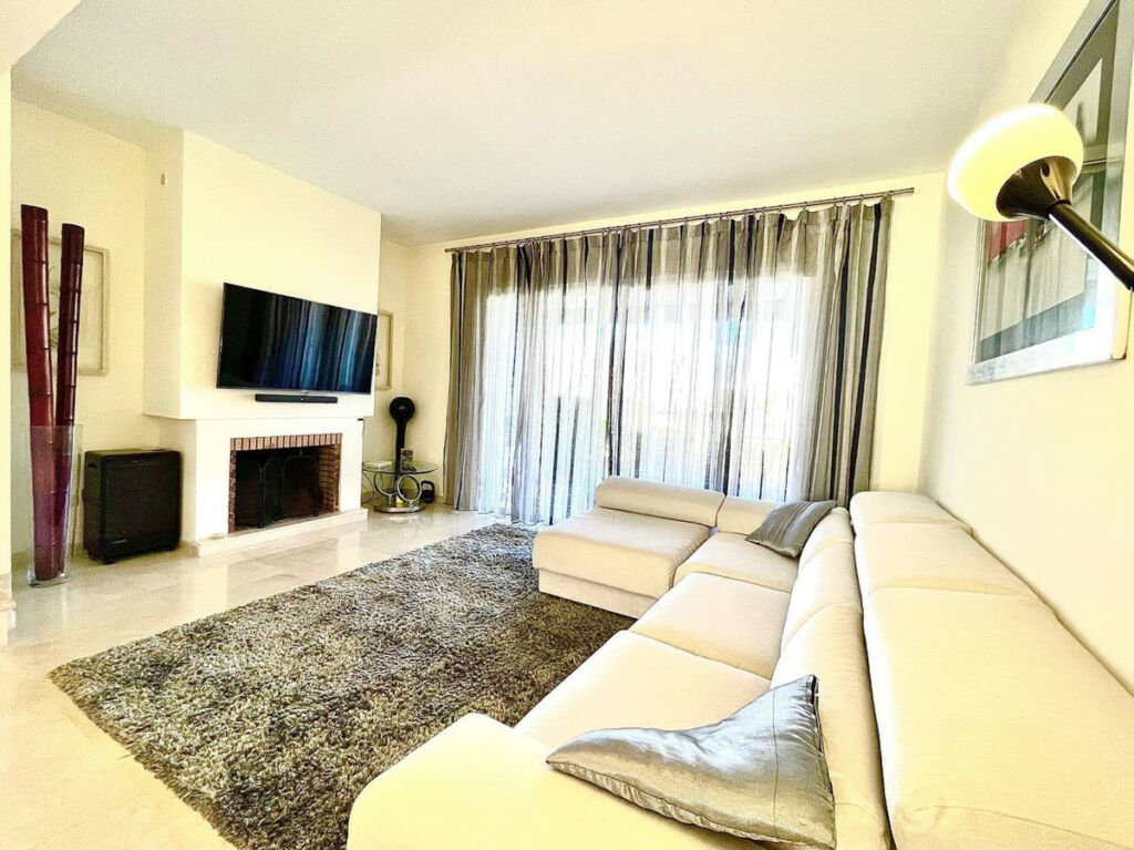Townhouse La Cala Golf Málaga - image 7